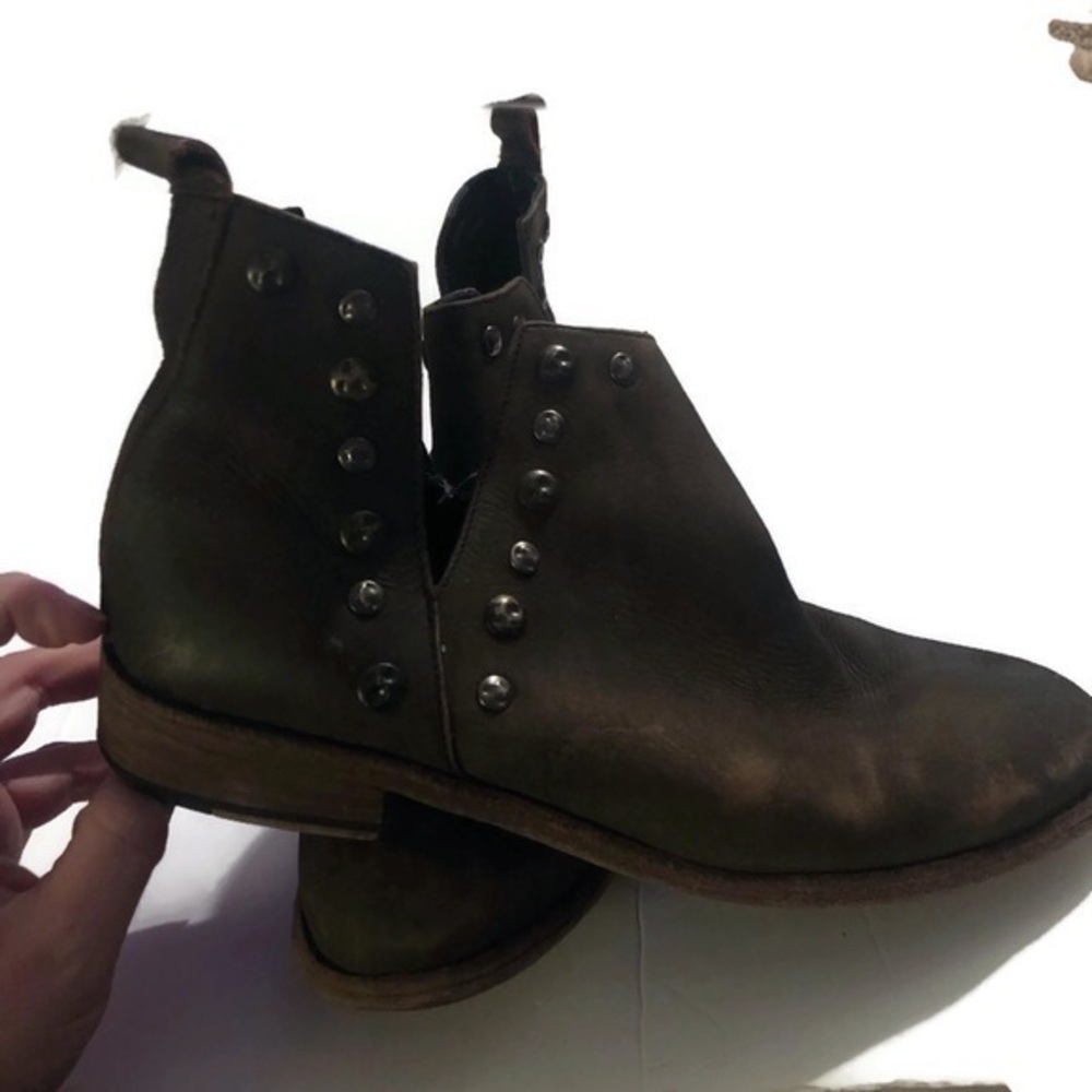 Anthropologie MUSSE & CLOUD Women's Studded Ankle Booties Brown Leather Sz 9